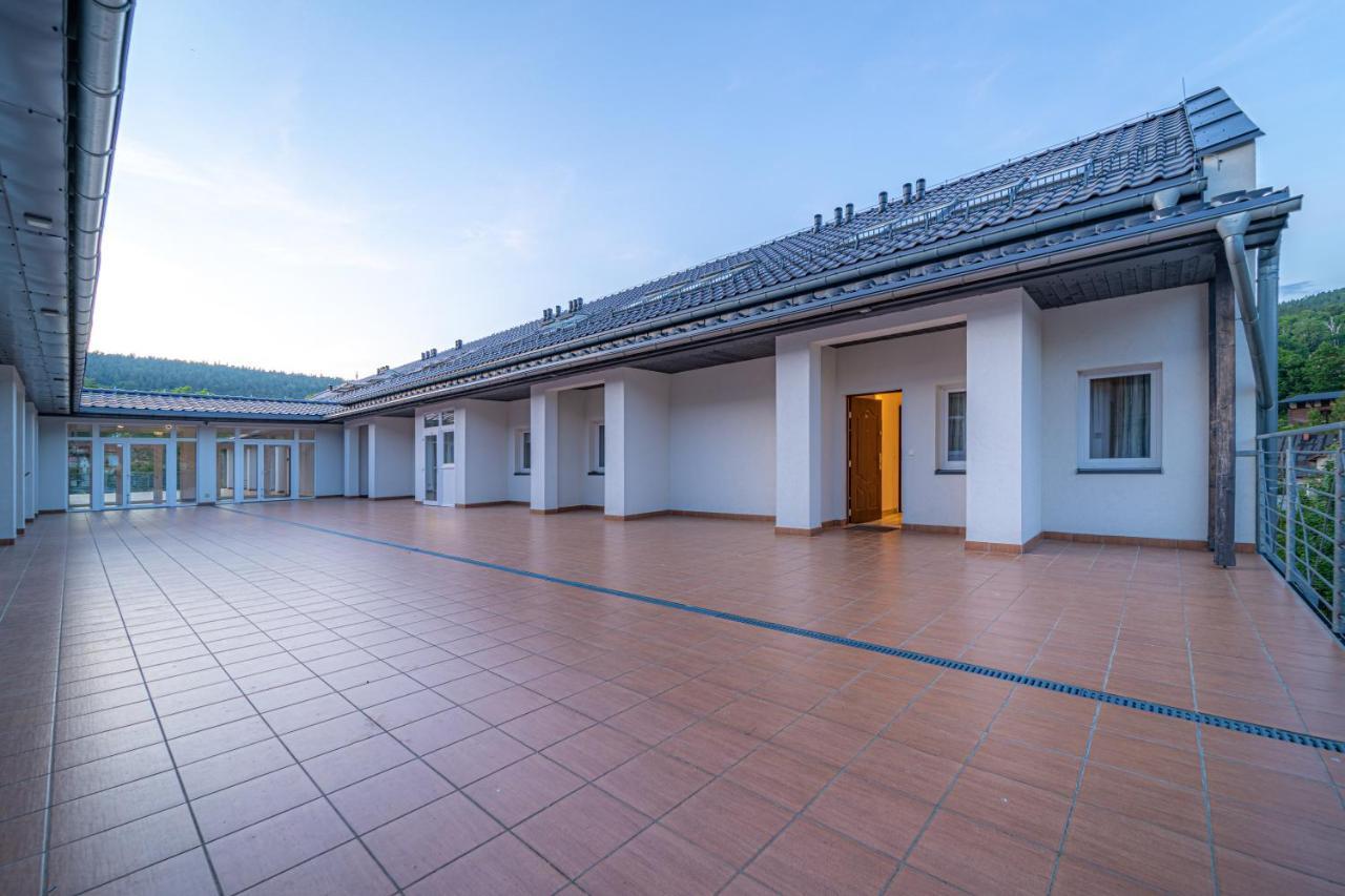 Apartament Rodzinny Plus Mountain Aparts Świeradów-Zdrój Exterior foto